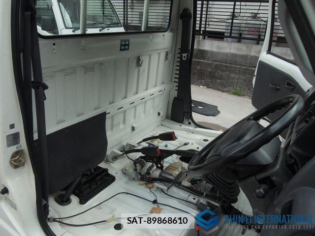 Subaru SAMBAR TRUCK 1999-01 5879732-24