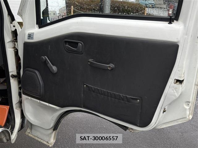 Subaru SAMBAR TRUCK 1999-01 6615069-4