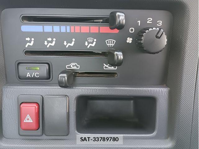 Subaru SAMBAR TRUCK 2011-12 6753435-13