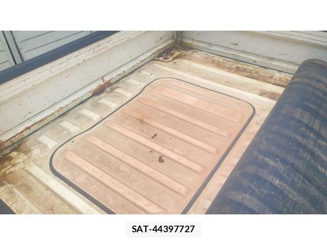 Subaru SAMBAR TRUCK 2002-01 8075748-11
