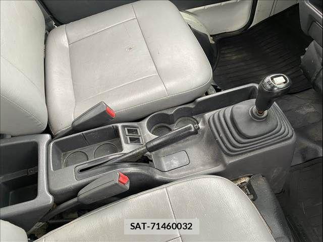 Subaru SAMBAR TRUCK 2002-06 8132533-28