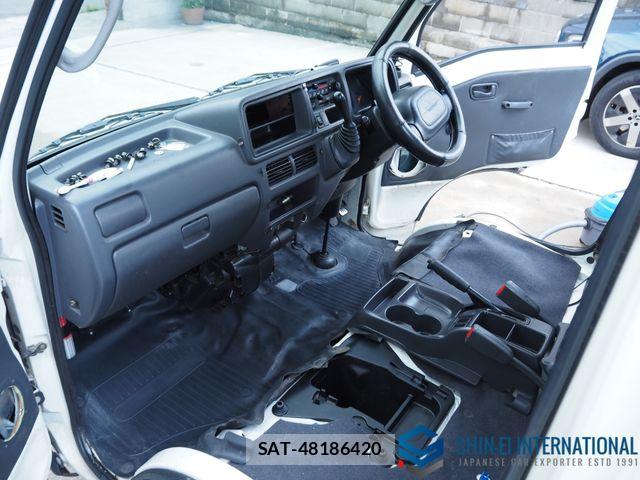 Subaru SAMBAR TRUCK 1999-01 8210449-24