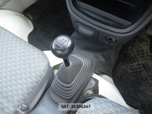 Subaru SAMBAR TRUCK 2012-11 8317396-13