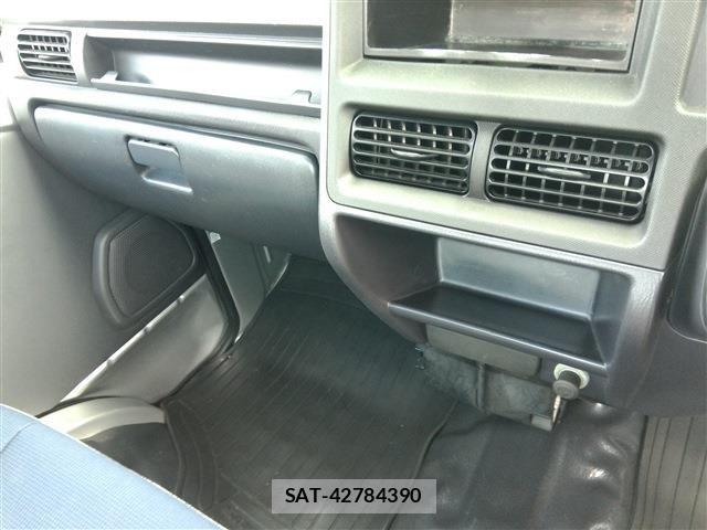 Subaru SAMBAR TRUCK 2009-11 8317397-19
