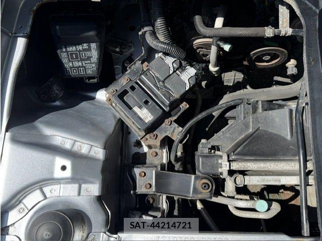Subaru SAMBAR TRUCK 2017-04 8334545-3