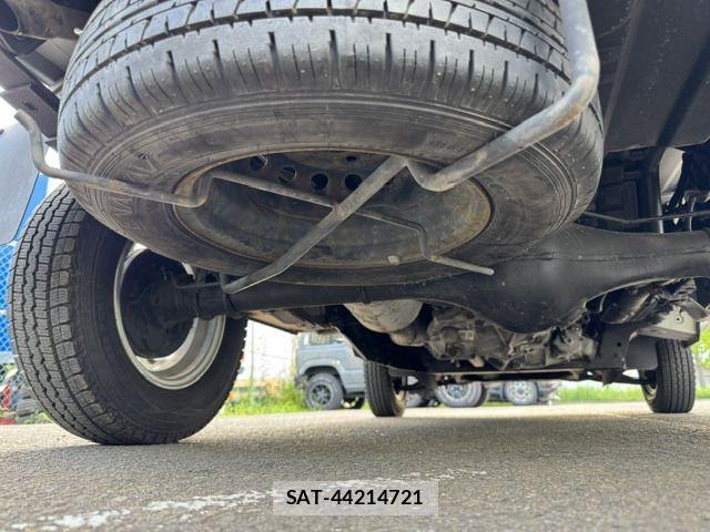 Subaru SAMBAR TRUCK 2017-04 8334545-6