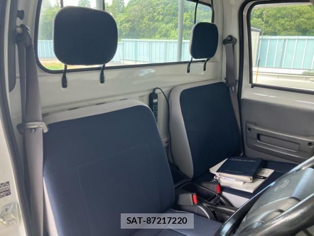 Subaru SAMBAR TRUCK 2012-04 8369047-10
