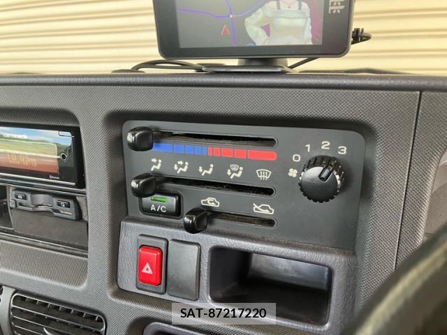 Subaru SAMBAR TRUCK 2012-04 8369047-16