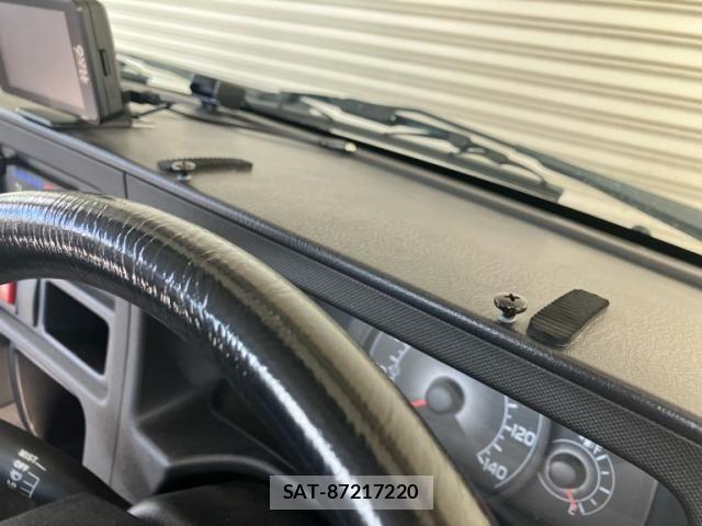 Subaru SAMBAR TRUCK 2012-04 8369047-22
