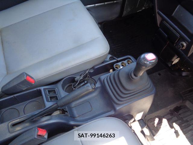 Subaru SAMBAR TRUCK 2011-06 8369048-14