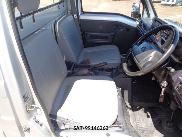 Subaru SAMBAR TRUCK 2011-06 8369048-15