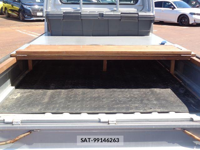 Subaru SAMBAR TRUCK 2011-06 8369048-7