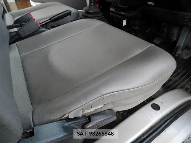Subaru SAMBAR TRUCK 2010-08 8527541-11