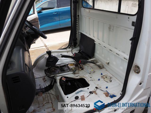 Subaru SAMBAR TRUCK 2002-04 8629128-24
