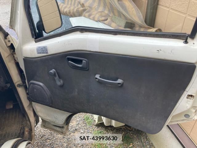 Subaru SAMBAR TRUCK 2000-04 8782193-9
