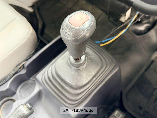 Subaru SAMBAR TRUCK 2009-11 8831831-16