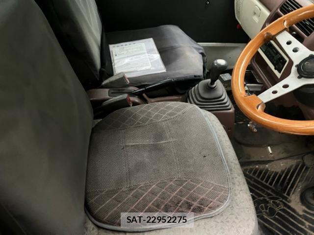 Subaru SAMBAR TRUCK 1997-01 8831835-11