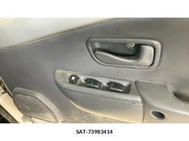 Subaru SAMBAR TRUCK 2012-02 8831828-7
