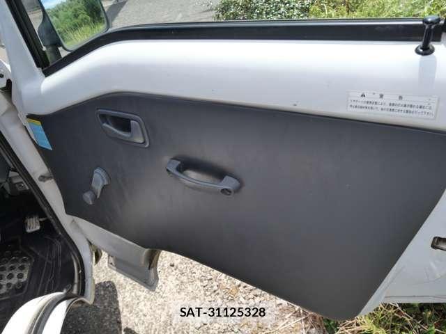 Subaru SAMBAR TRUCK 2006-07 8831829-12