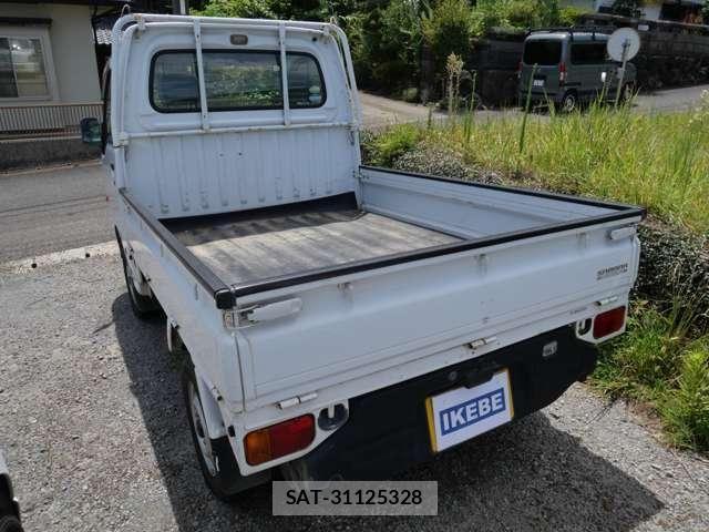 Subaru SAMBAR TRUCK 2006-07 8831829-4