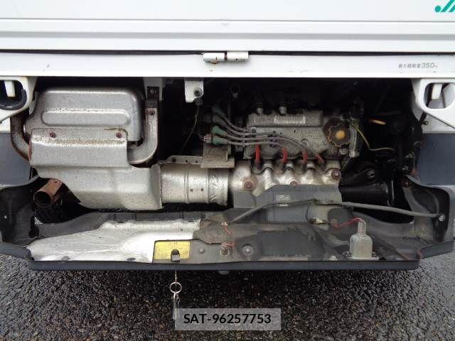 Subaru SAMBAR TRUCK 2011-02 8831826-14
