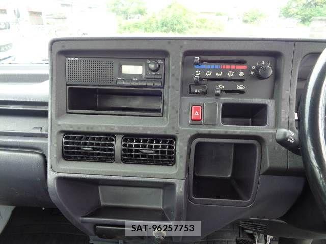 Subaru SAMBAR TRUCK 2011-02 8831826-5