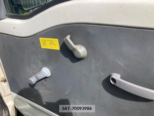 Subaru SAMBAR TRUCK 1997-01 8850750-13