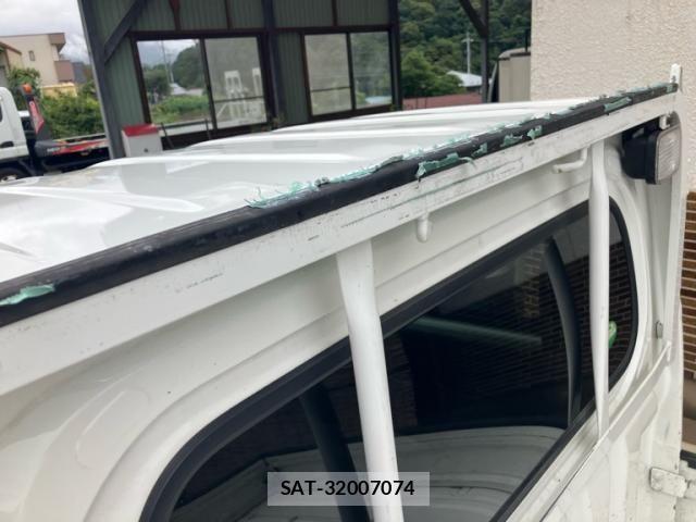 Subaru SAMBAR TRUCK 2018-11 8882388-20