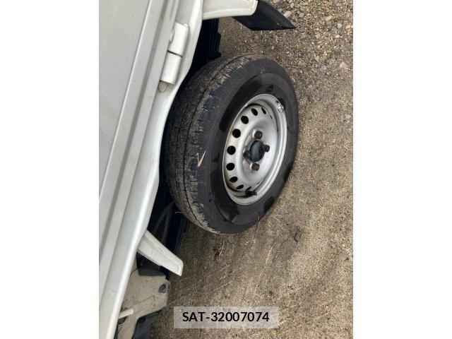 Subaru SAMBAR TRUCK 2018-11 8882388-5