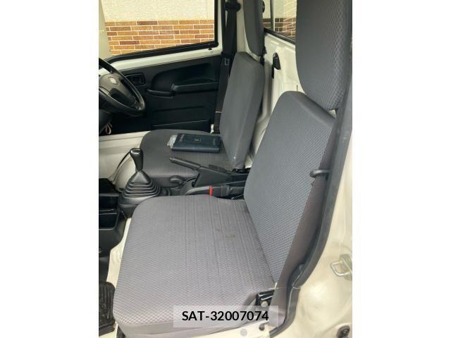 Subaru SAMBAR TRUCK 2018-11 8882388-8