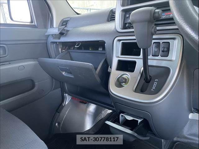 Subaru SAMBAR 2015-07 6219938-24