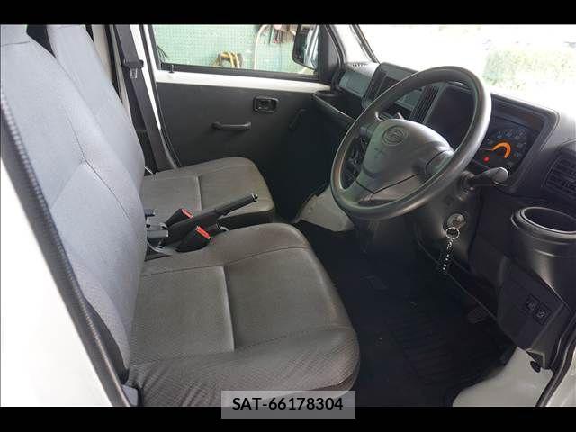 Subaru SAMBAR 2018-05 6642630-5