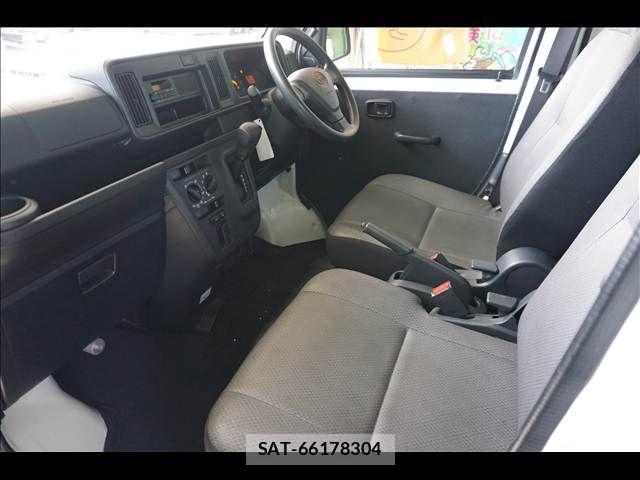 Subaru SAMBAR 2018-05 6642630-6