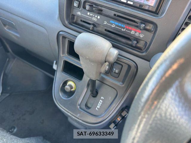 Subaru SAMBAR 2013-03 7225618-17