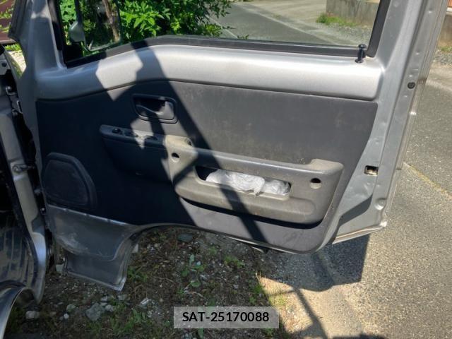 Subaru SAMBAR 2010-01 7252452-16