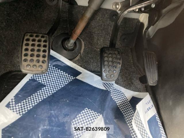 Subaru SAMBAR 2019-04 7620434-18