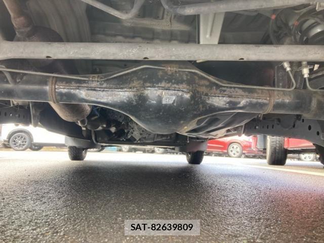 Subaru SAMBAR 2019-04 7620434-8