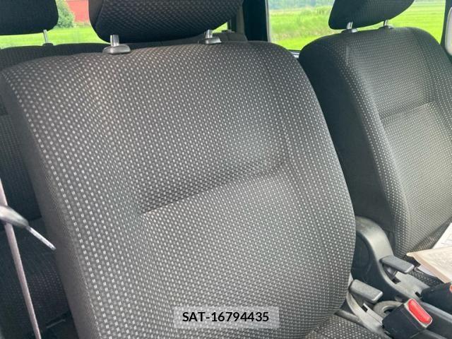 Subaru SAMBAR 2018-04 8146770-9