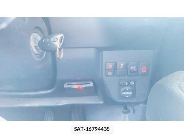 Subaru SAMBAR 2018-04 8146770-12
