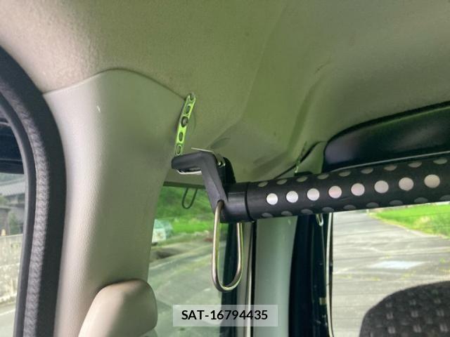Subaru SAMBAR 2018-04 8146770-8