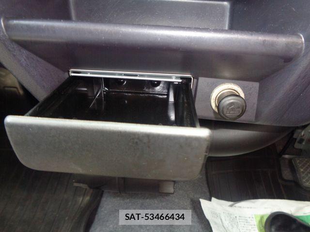 Subaru SAMBAR 2010-04 8159296-22