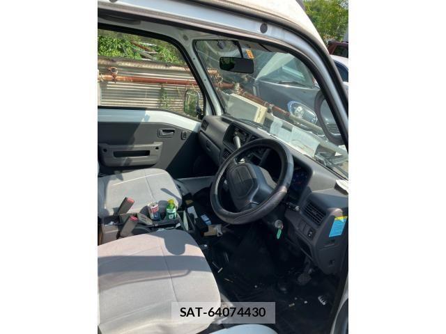 Subaru SAMBAR 2005-04 8231952-10