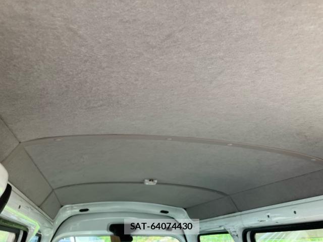 Subaru SAMBAR 2005-04 8231952-16