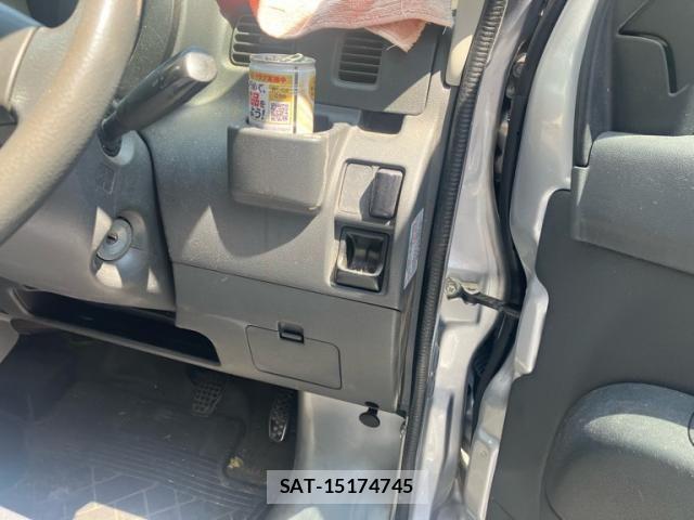 Subaru SAMBAR 2012-06 8317398-16