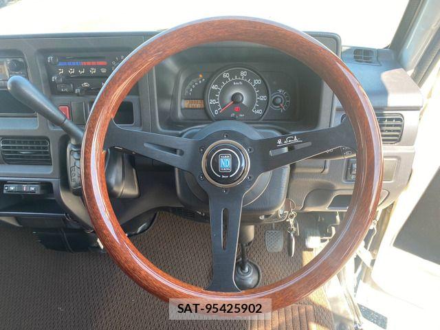 Subaru SAMBAR 2011-12 8629131-19
