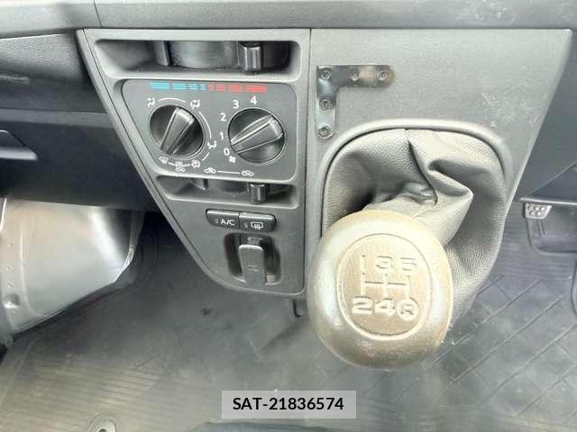 Subaru SAMBAR 2021-07 6019891-19