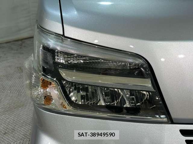 Subaru SAMBAR 2020-04 6817444-25