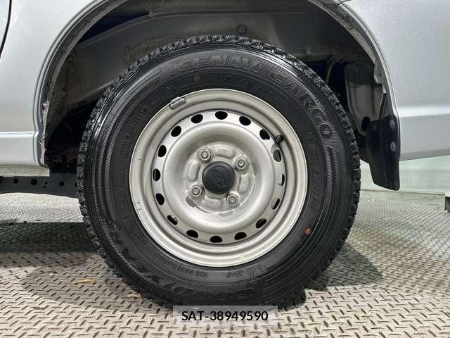 Subaru SAMBAR 2020-04 6817444-29