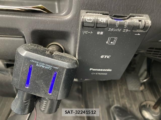 Subaru SAMBAR 2005-03 7060904-21