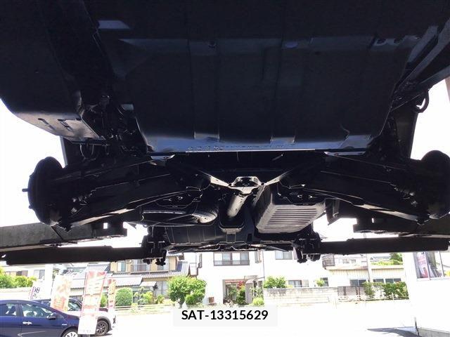 Subaru SAMBAR 2011-08 7620442-28